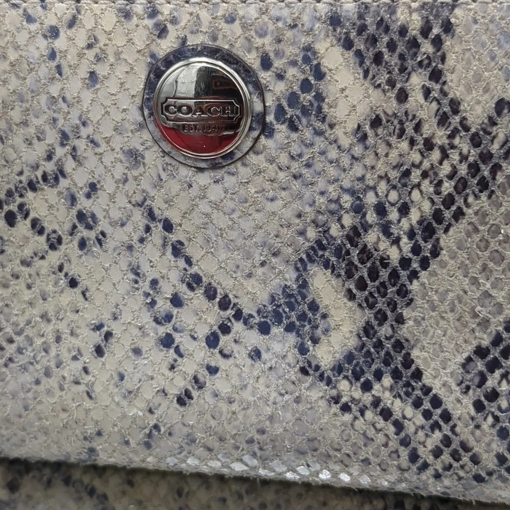 Coach Taylor Exotic Accordion Wallet -  F50674)